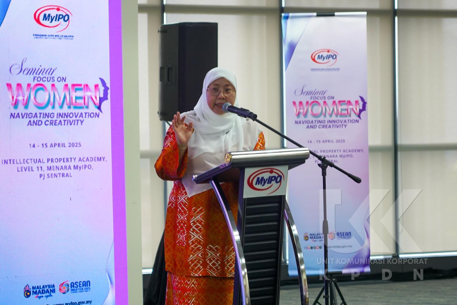 MAJLIS PERASMIAN PENUTUPAN SEMINAR “FOCUS ON WOMEN” NAVIGATING INNOVATION & CREATIVITY