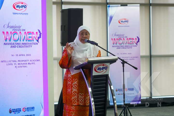 MAJLIS PERASMIAN PENUTUPAN SEMINAR “FOCUS ON WOMEN” NAVIGATING INNOVATION &amp; CREATIVITY
